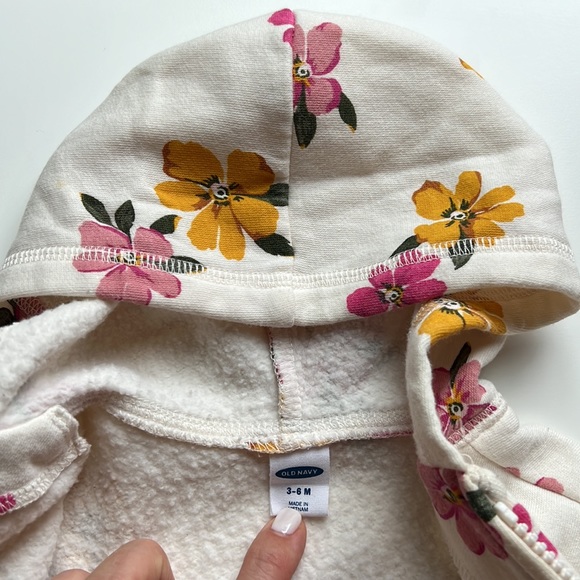 Old Navy Floral Zip-Front Hoodie - Picture 3 of 4